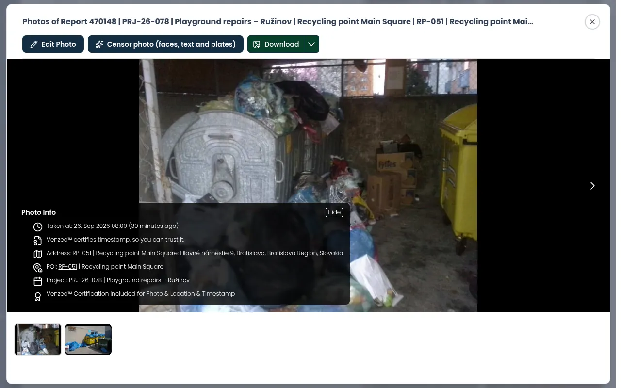 A report photo opened full screen with the Edit Photo and Censor photo buttons